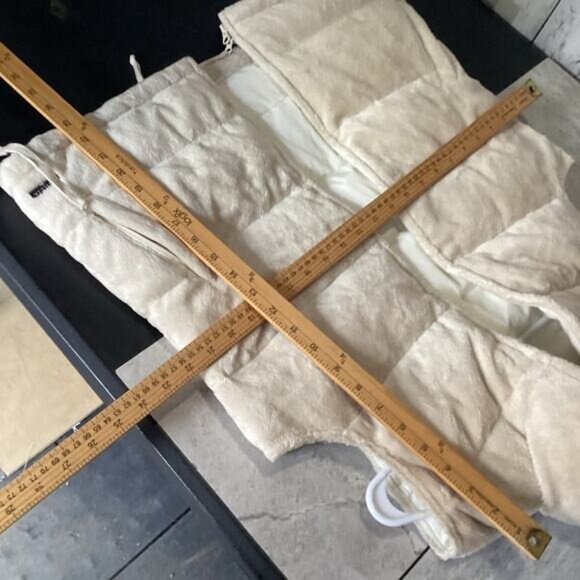 Athleta Goose Down Quilted Faux Fur Puffer Vest Sz m minimalist broke zipper - Picture 4 of 4